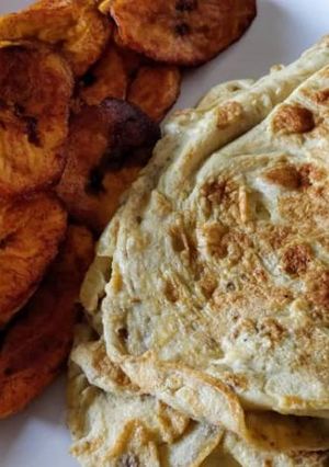 A picture of Fried Plantain and Eggs.