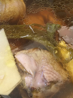 竹筍剝皮辣椒雞湯 的食譜成品照片
