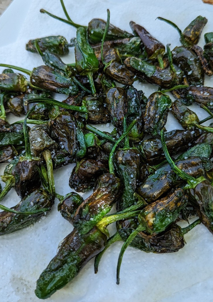 Una foto de Pimientos de Padrón