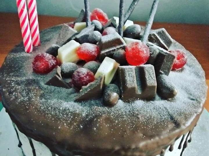 Langkah Mudah untuk Menyiapkan Resep  Choco Rustic Birthday Cake yang Menggugah Selera, Enak Banget