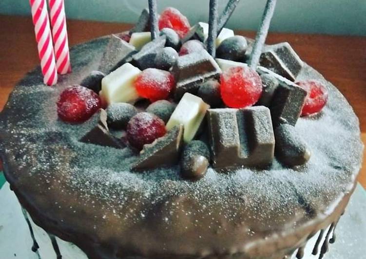 Choco Rustic Birthday Cake