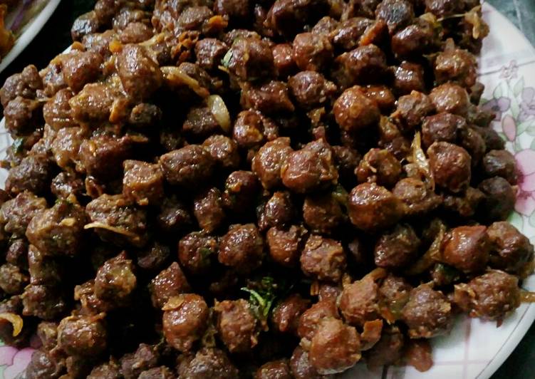 Kale chane masala (side dish)