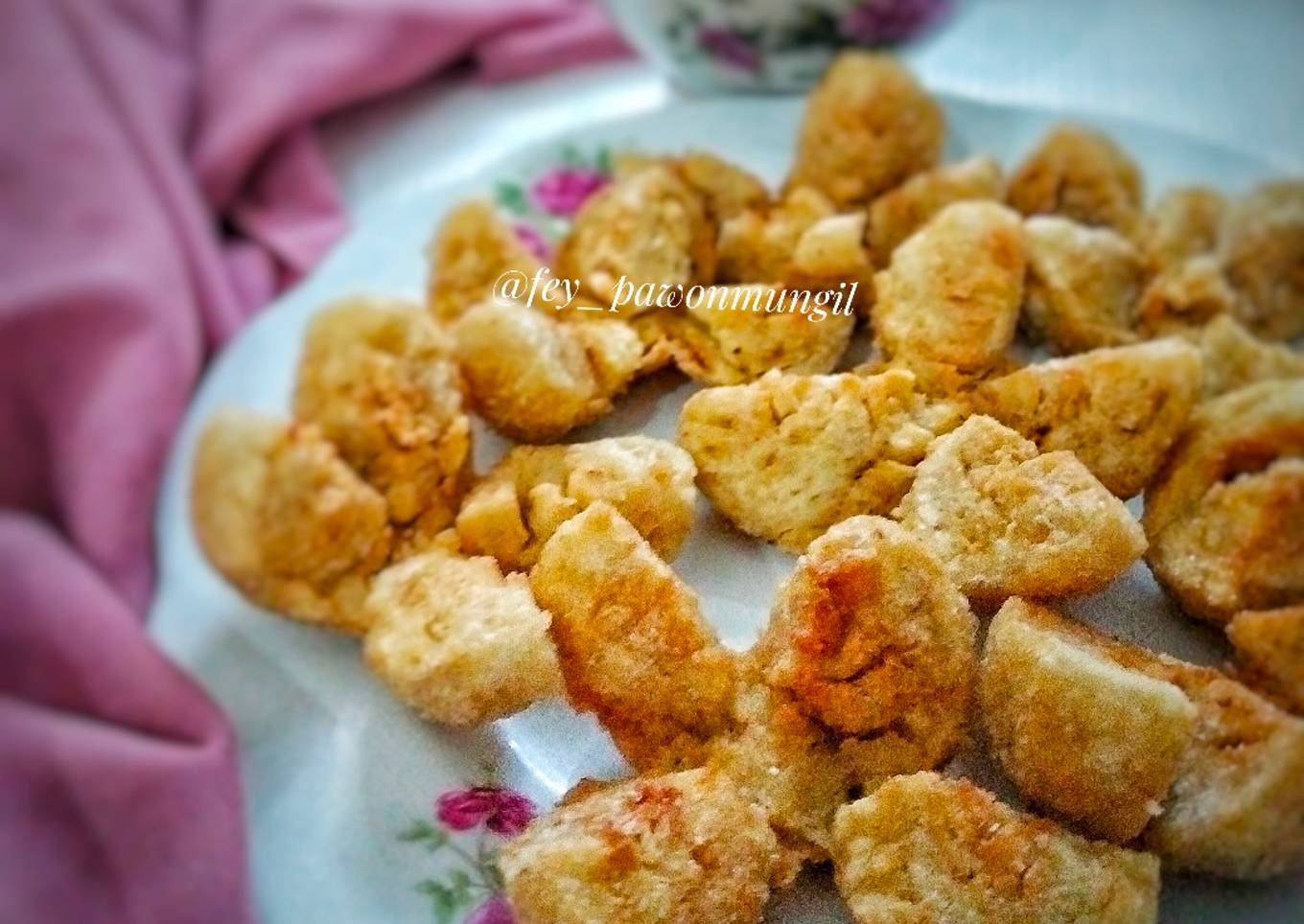 Bakso Goreng Merekah Tanpa Daging