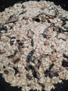 Una foto de Risotto con champiñones
