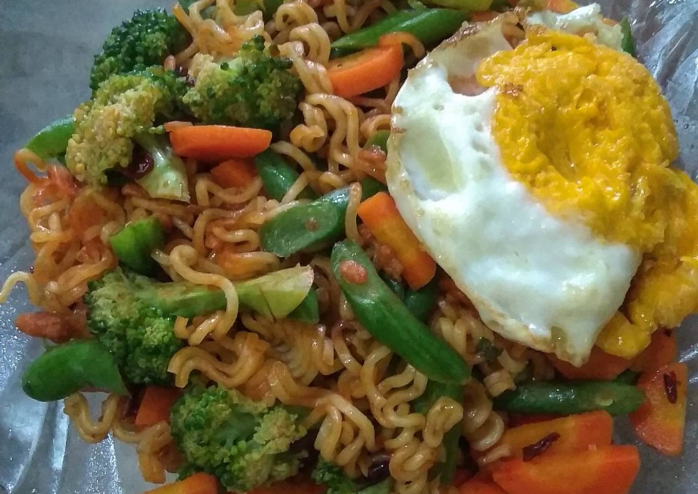 Indomie Ayam Geprek Toping Sayuran