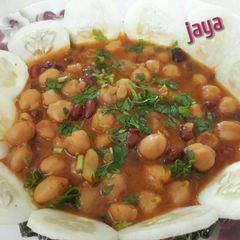 A picture of Chole Rajma.