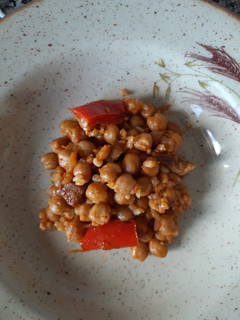Una foto de Garbanzos con arroz integral