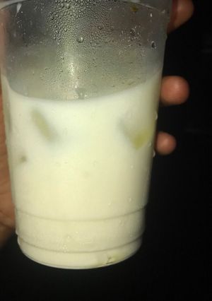 A picture of Cold milk.