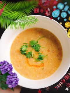 Hình của món Soup bắp thịt bò khoai Tây cà rốt.