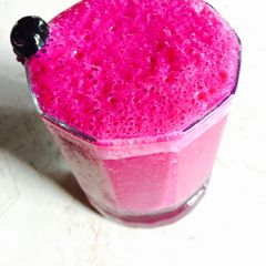 A picture of Jamun and Pineapple Smoothie.