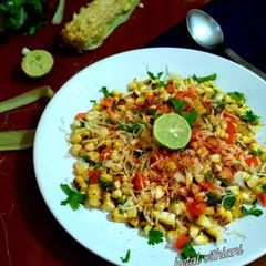 A picture of Cheese corn chaat.