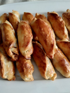 Una foto de Cañoncitos rellenos crujientes