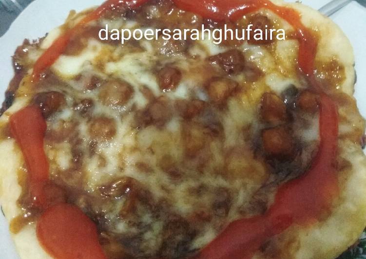 Pizza teflon toping mozzarella udang saos tiram