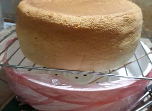 Hình của món Bánh bông lan (làm bằng nồi cơm điện).