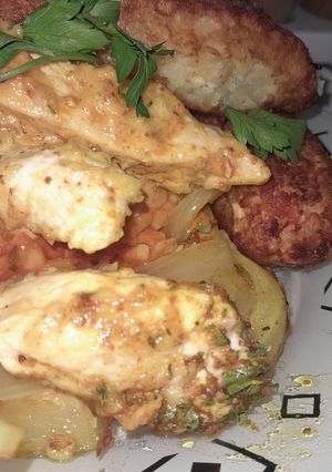 Una foto de Strogonoff de pollo
