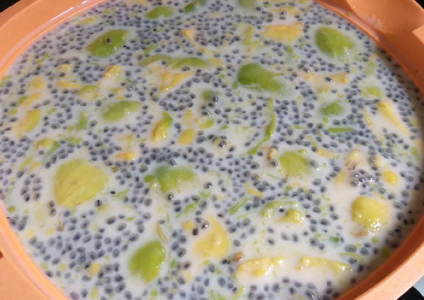 Es susu alpukat selasih