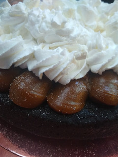 Una foto de Torta Brownie con cacao negro, súper fácil