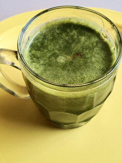 ગ્રીન જ્યુસ (Green Juice Recipe In Gujarati) રેસીપી મુખ્ય ફોટો