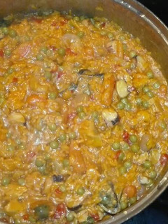 Una foto de Paella