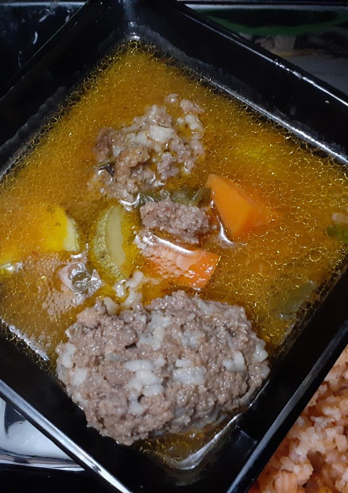 Una foto de Albóndigas con verduras👩‍🍳