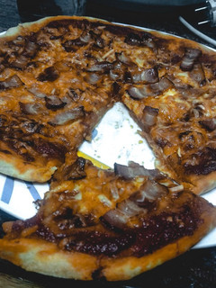 Una foto de Pizza casera sin levadura