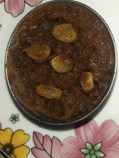 A picture of Rawa kismish halwa.