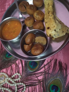दाल बाटी (Dal bati recipe in Hindi) रेसिपी मुख्य फोटो