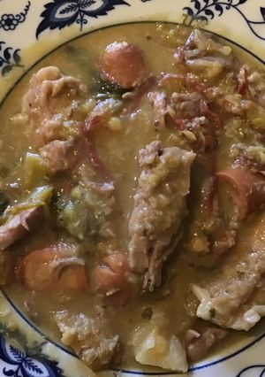 A picture of California Farm Pork Rib Lentil Dinner Soup.