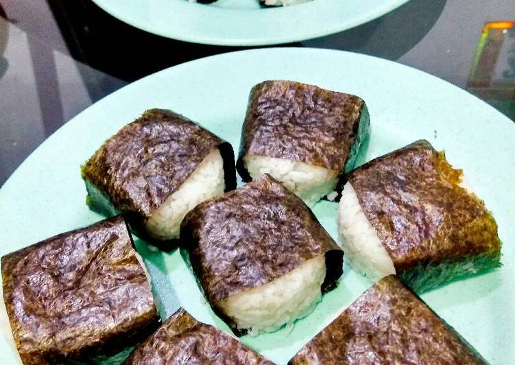 Nasi kepal ala ala onigiri