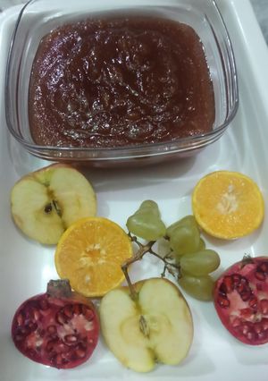 A picture of Mix fruits jam.