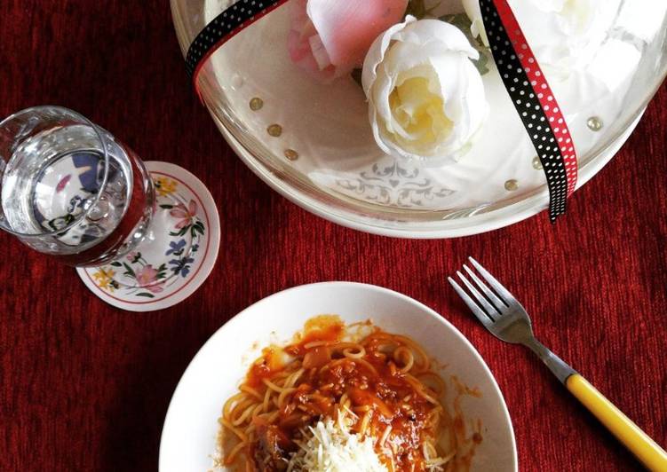 Langkah Mudah untuk Membuat Spaghetti with homemade sauce Anti Gagal