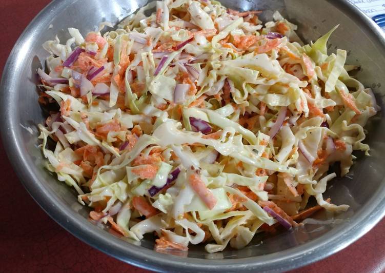 Step-by-Step Guide to Make Award-winning Coleslaw