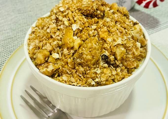 Microwave Apple Crumble with crunchy streusel (Gluten free & vegan)