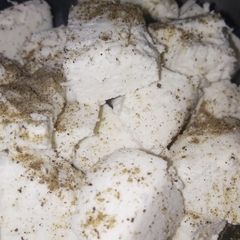 A picture of Raw paneer.