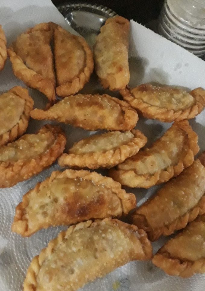 Una foto de Empanadas de carne Fáciles fritas