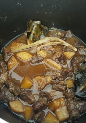 Foto resep Semur daging sapi dan kentang