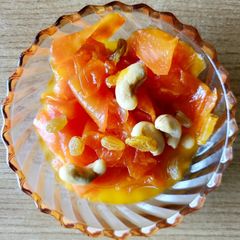 A picture of Papaya plastic chutney.