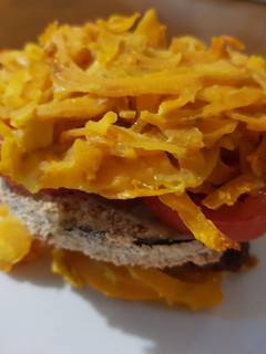 Una foto de Bocadillo de berenjena en boniato