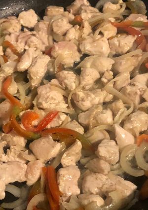 Una foto de Pollo alCurry