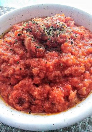 Foto di Pappa al pomodoro con sugo finto e origano