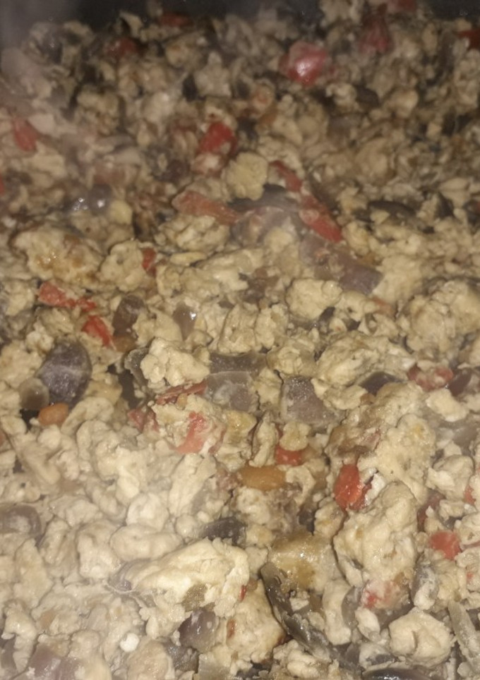 Una foto de Revuelto de huevo y verduras
