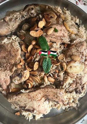 A picture of Maqluba 😋.