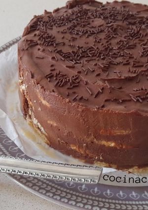 Una foto de Tarta de chocolate y galletas