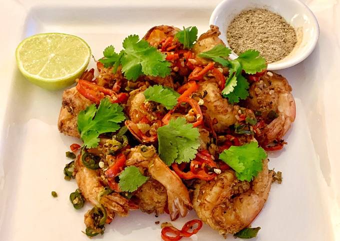 Sichuan salt and pepper king prawns with wok-toasted chilli and garlic