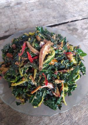 Foto resep Tumis daun pepaya teri simpel