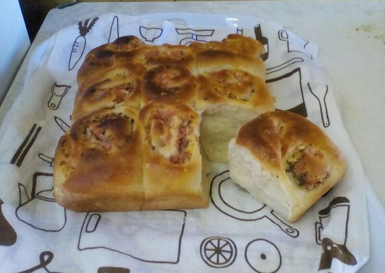 Recipe of Award-winning Rolled Pizza Bread