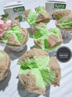 Foto resep Bolu kukus pandan coklat