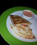 Quesadilla de tomate con queso