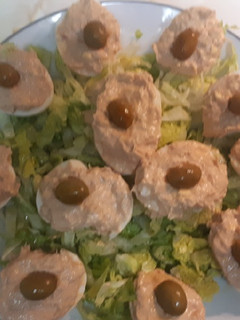 Una foto de Huevos rellenos