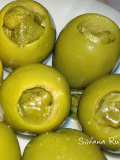 Una foto de 47. Aceitunas rellenas de tápenas
